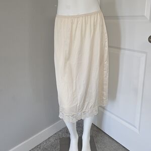 Lorraine Vintage 100% Antron Nylon Cream Half Slip with Lace Hem Tall Large USA